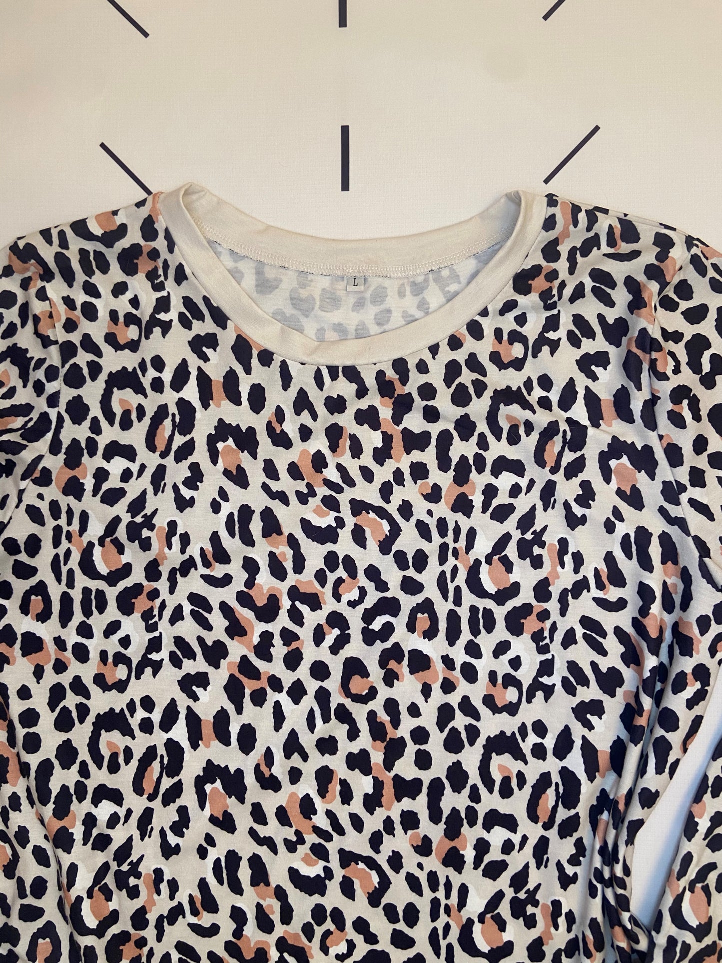 Long Sleeve Cheetah Print - L