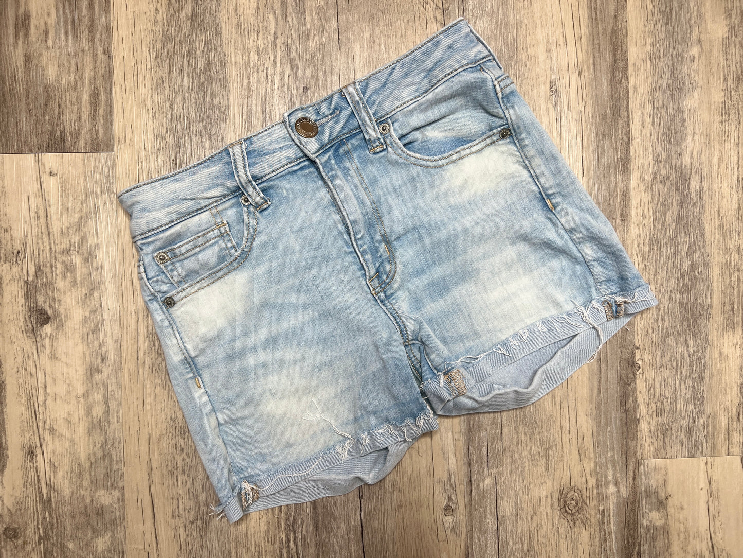 American Eagle Low Rise Cuffed Hem Stretch Denim Short - (4)