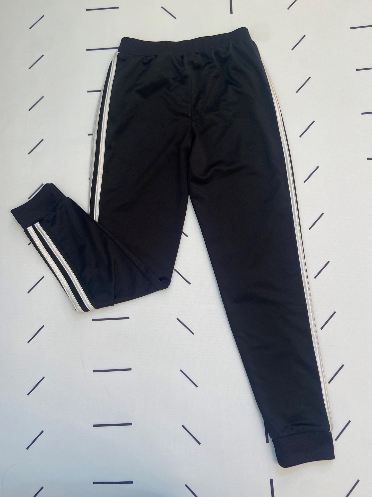 Cuffed Training Joggers with Pockets - Youth L