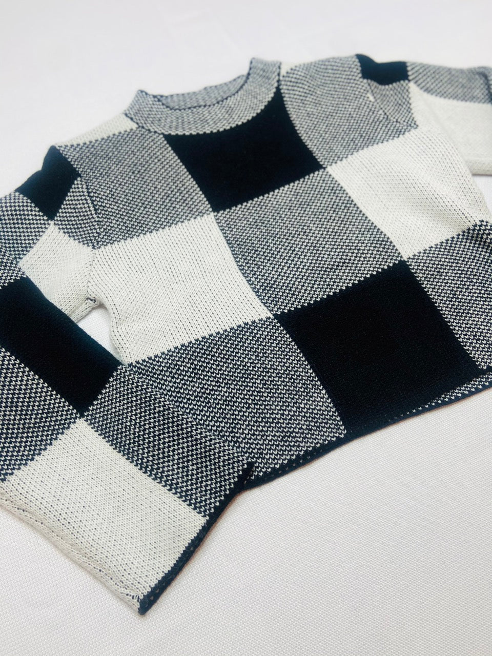 Cropped Black and White Buffalo Plaid Sweater- M