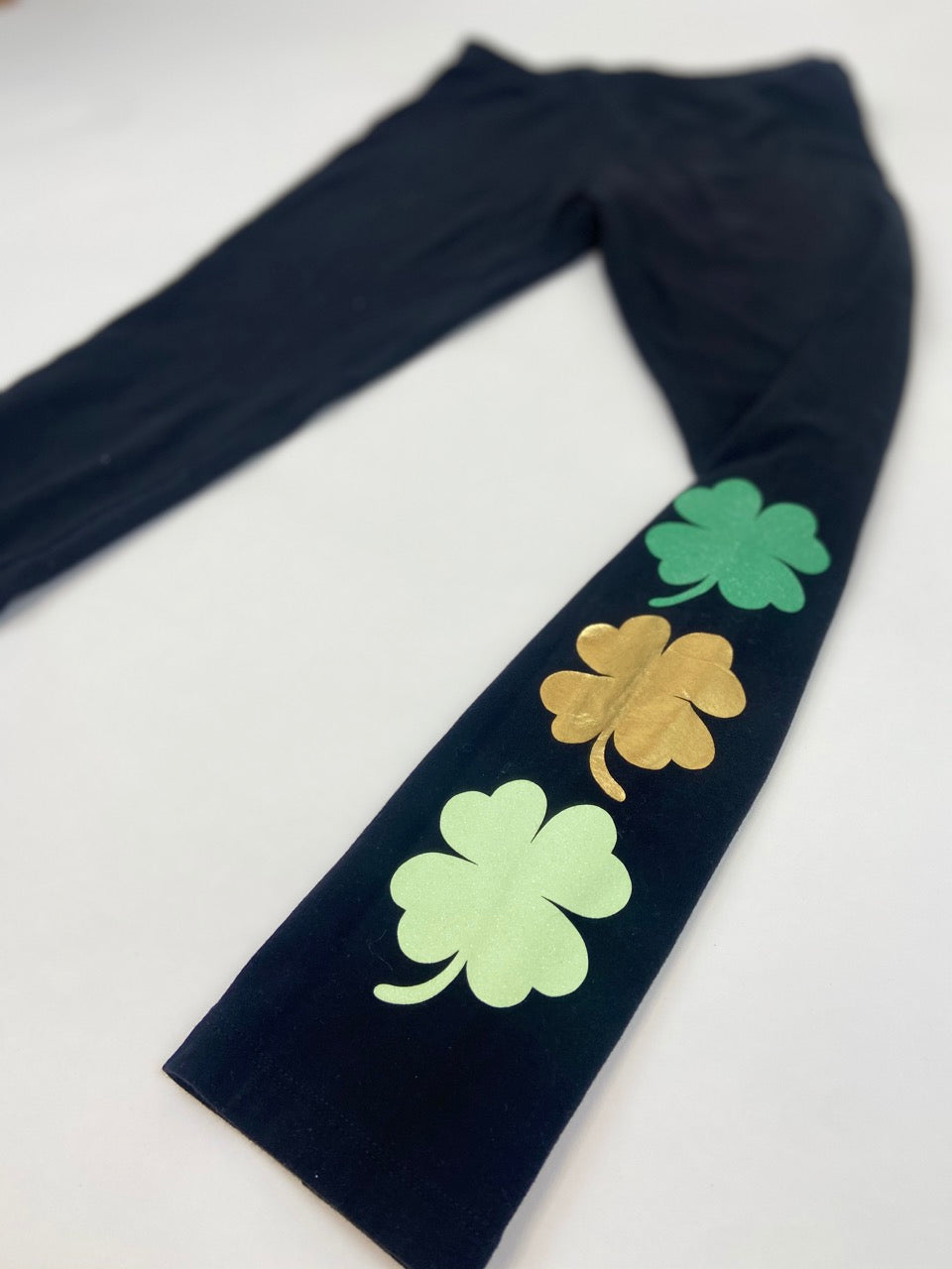 St. Patrick's Day Leggings- Youth XL (14/16)8