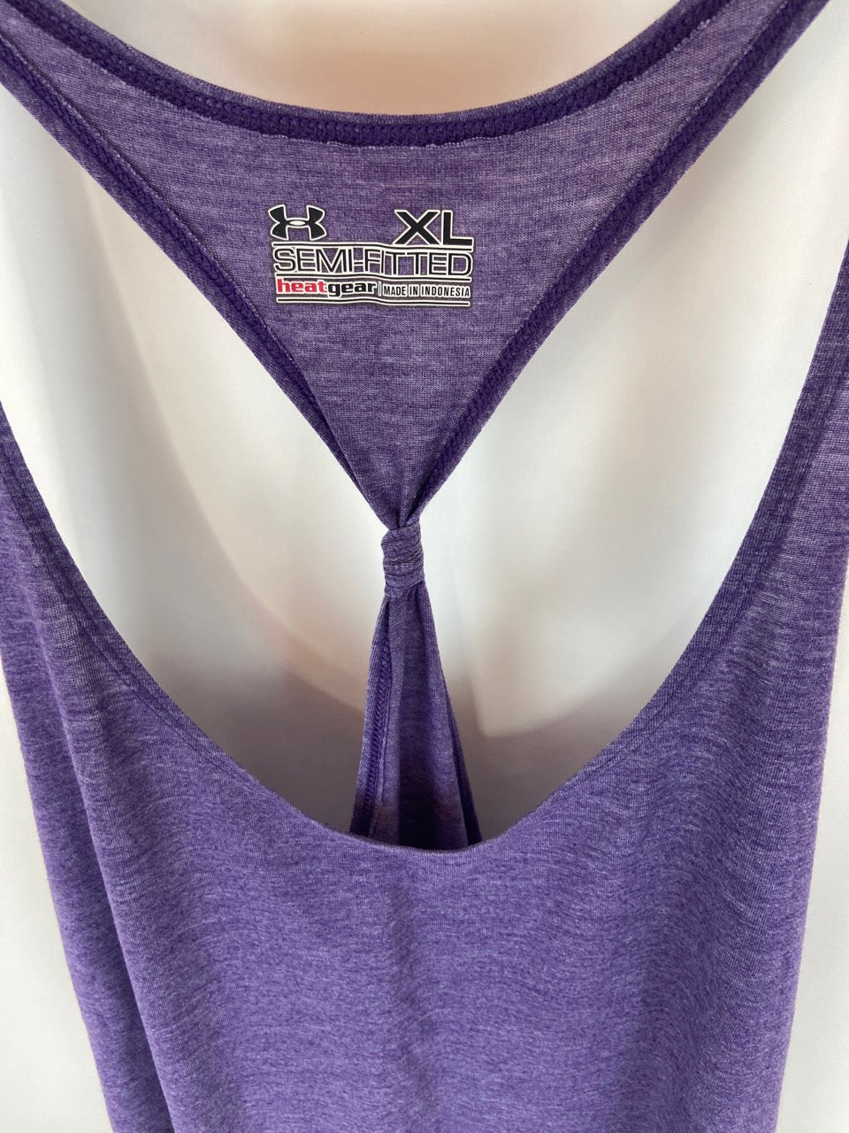 Under Armour Semi-Fitted Knotted Razor Back Tank- XL