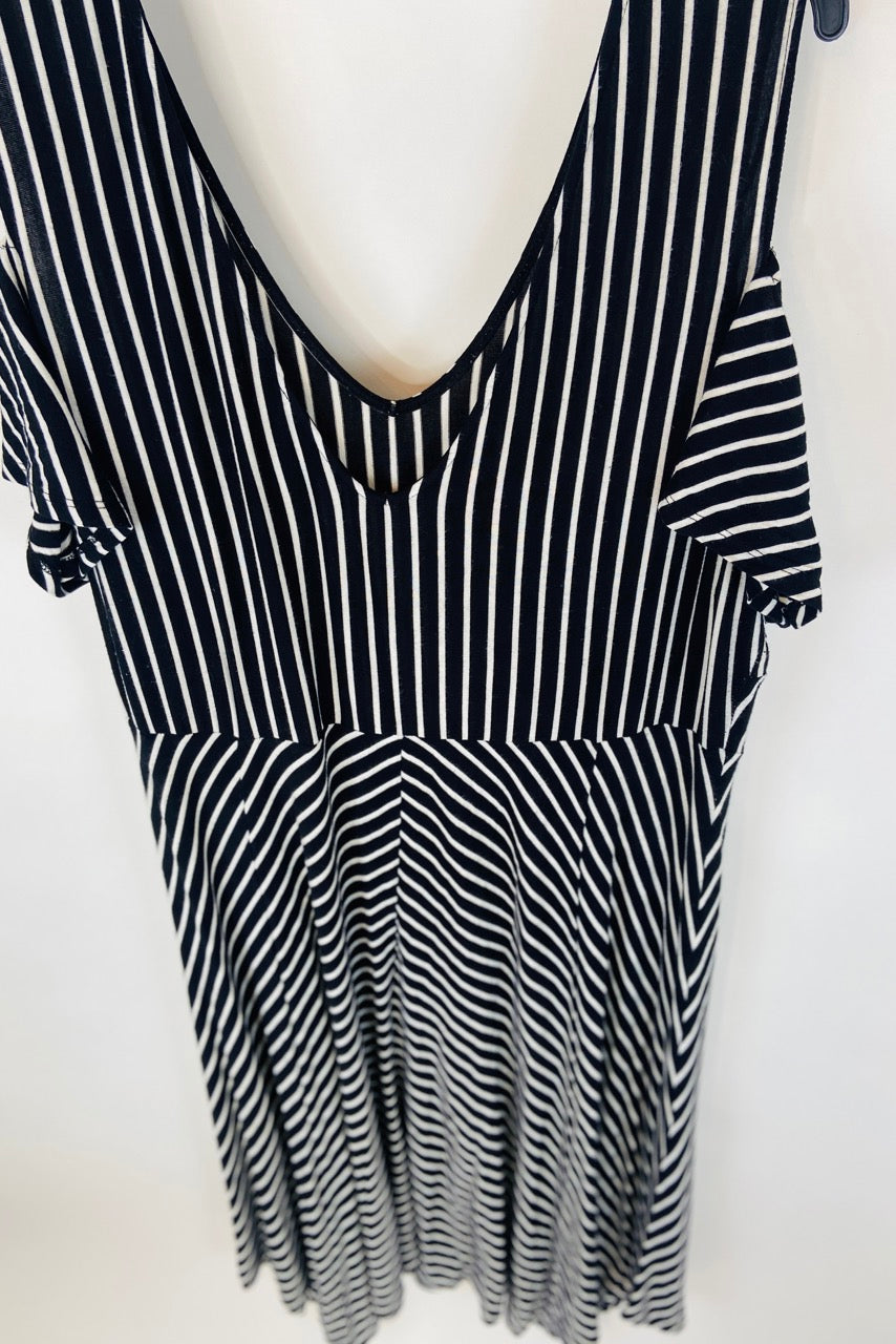 Black and White Striped Peek-a-boo Shoulder Dress- 18/20