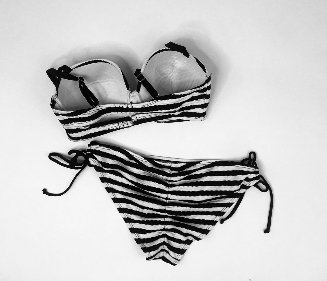 Black and White Striped Two Piece Swimsuit- Top D/DD, Bottom- XL