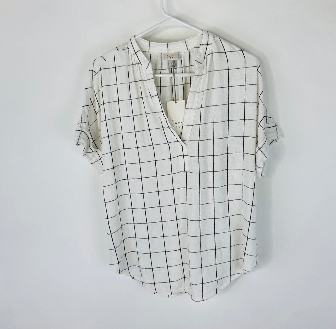NWT Short Sleeve Black & White Striped Linen Top - Women's S