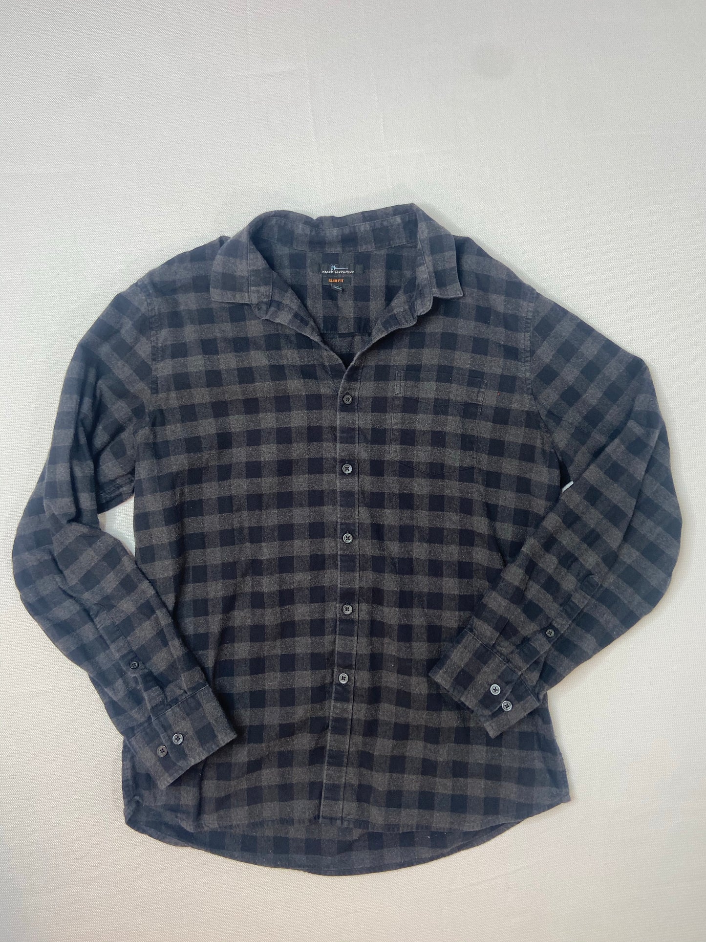 Black and Gray Button up Flannel- Slim Fit L