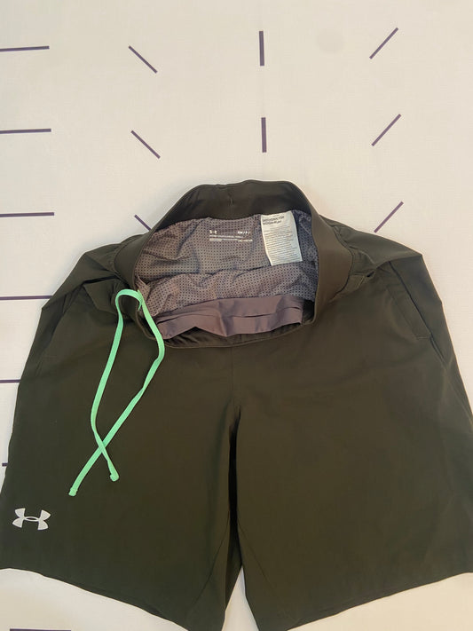 Fitted Under Armour Shorts- S